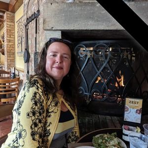 Meet your Posher, Stephanie